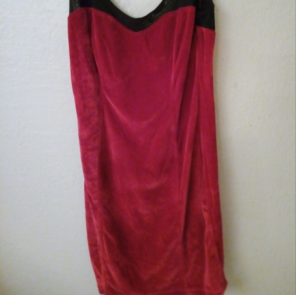 Dress - Picture 5 of 5